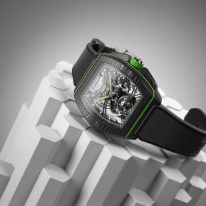 B 1.618 Carbon Lime Black Strap Front
